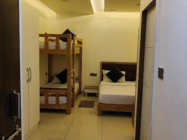 Good Vibes Hotel : photo 1 de la chambre chambre quadruple de luxe