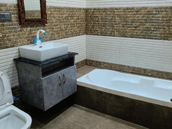 Good Vibes Hotel : photo 4 de la chambre chambre double deluxe avec baignoire