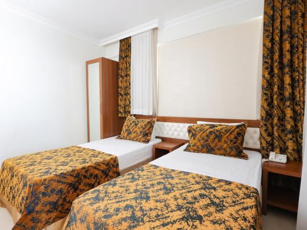 The Corner Park Hotel : photo 1 de la chambre chambre lits jumeaux standard - vue sur mer