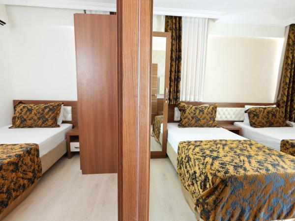 The Corner Park Hotel : photo 8 de la chambre chambre triple standard
