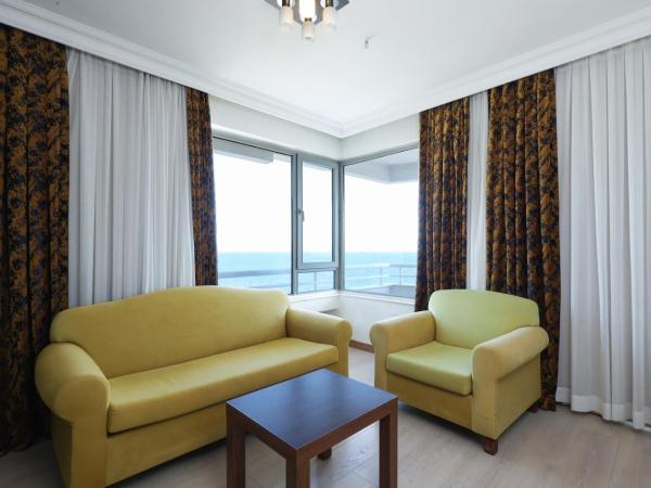 The Corner Park Hotel : photo 4 de la chambre chambre double standard - vue sur mer