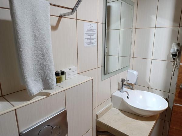 The Corner Park Hotel : photo 10 de la chambre chambre double Économique