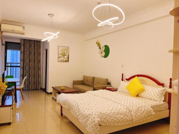 Lan House Youth Apartment : photo 4 de la chambre studio avec balcon 