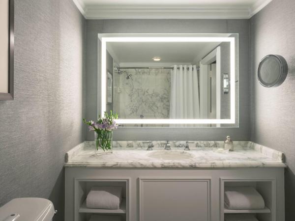 The Ritz-Carlton, Marina del Rey : photo 4 de la chambre chambre lit king-size - vue partielle sur port de plaisance