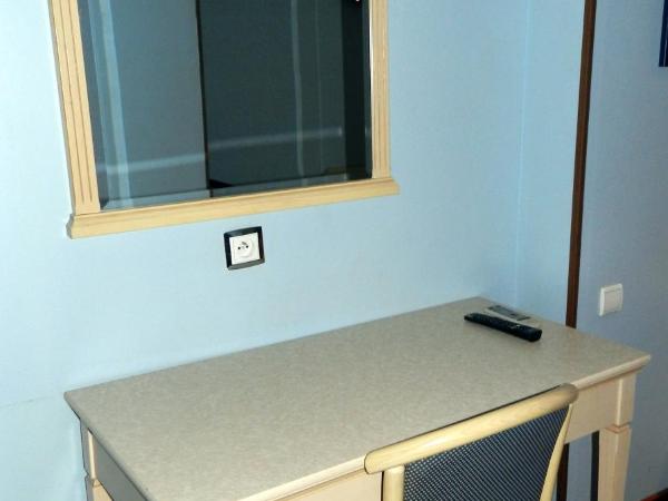 Antares hostel : photo 2 de la chambre chambre simple classique