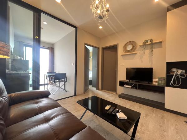 The Base Central Pattaya by Mickey : photo 3 de la chambre appartement 1 chambre avec balcon et vue sur mer