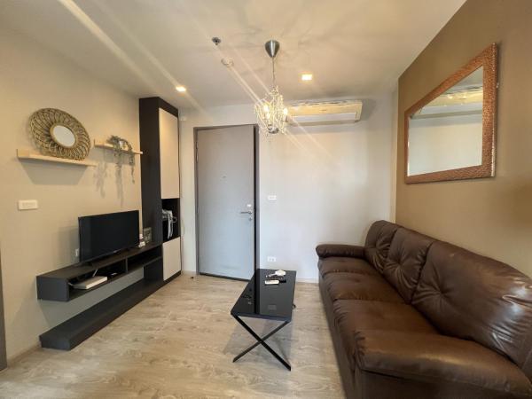 The Base Central Pattaya by Mickey : photo 8 de la chambre appartement 1 chambre avec balcon et vue sur mer