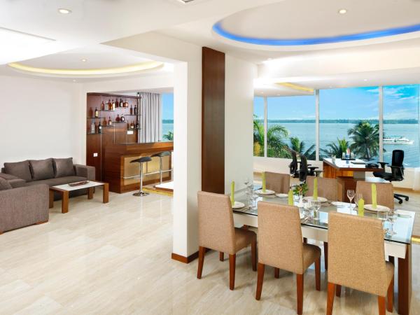 Ramada Resort by Wyndham Kochi : photo 6 de la chambre suite présidentielle