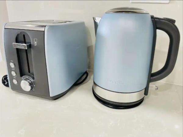 SPR Serivce Apartment Parramatta 3 bedrooms, 2 carspaces : photo 10 de la chambre appartement avec balcon