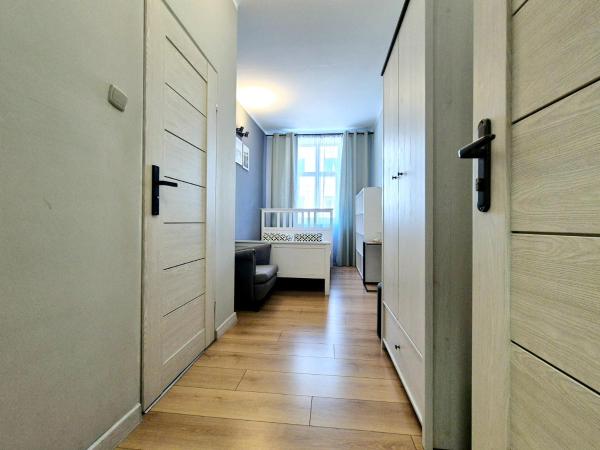 PINI HOSTEL - Przytulne pokoje w centrum Krakowa : photo 5 de la chambre chambre double avec salle de bains privative