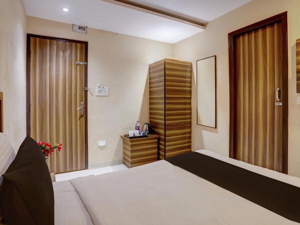 Super Hotel O 16428 Hotel Vaishnavi Inn : photo 2 de la chambre chambre double deluxe