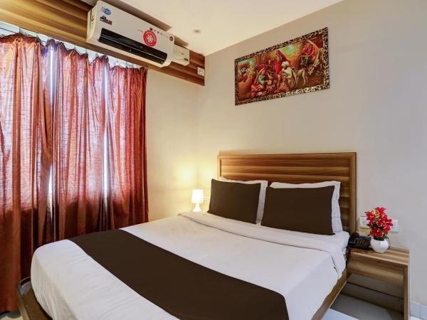 Super Hotel O 16428 Hotel Vaishnavi Inn : photo 3 de la chambre chambre double deluxe