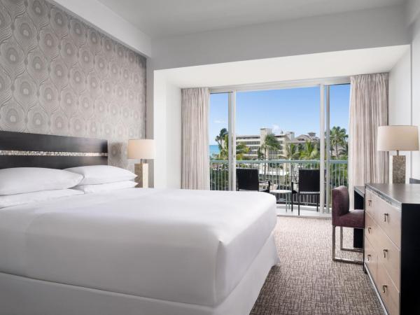 Sheraton Princess Kaiulani : photo 1 de la chambre chambre lit king-size princess - vue sur piscine