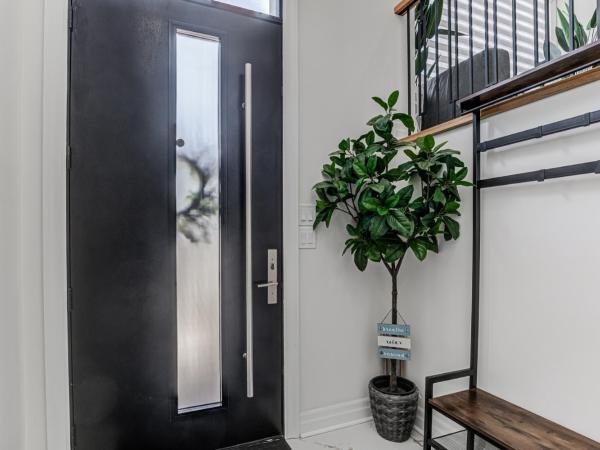 Modern City Living -newly built : photo 2 de la chambre maison 3 chambres