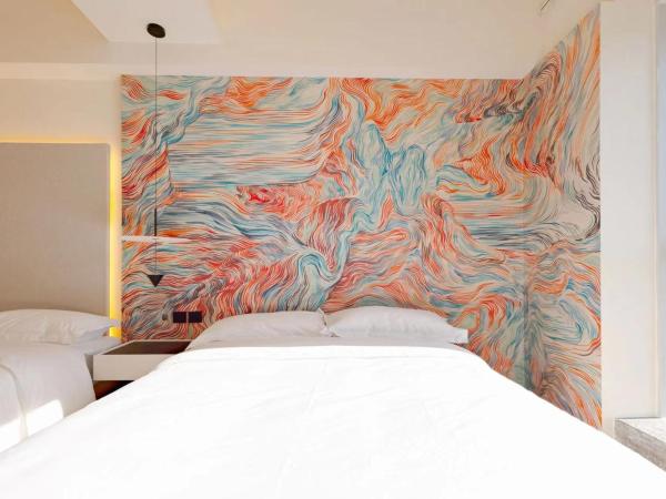 北京栖梦酒店 : photo 2 de la chambre chambre deluxe avec 2 lits queen-size