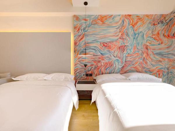 北京栖梦酒店 : photo 1 de la chambre chambre deluxe avec 2 lits queen-size