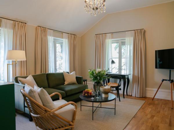 Stallmästaregården Hotel, Stockholm, a Member of Design Hotels : photo 2 de la chambre royal haga suite