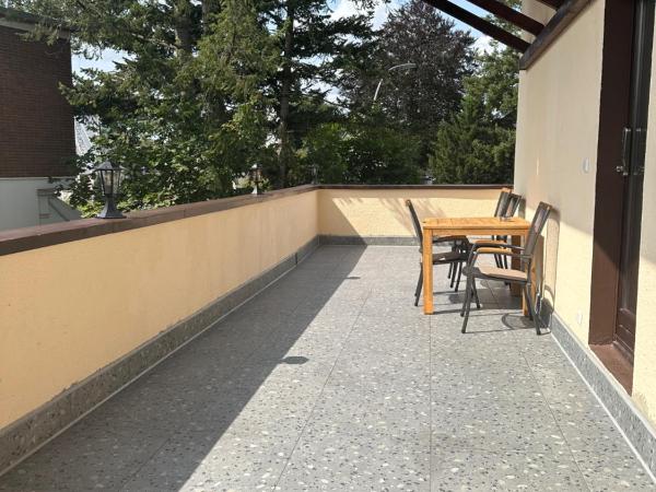 Hotel Pirol : photo 3 de la chambre chambre triple avec terrasse