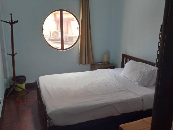 Stay Hostel : photo 1 de la chambre chambre lit queen-size