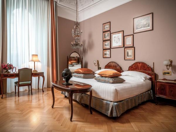 Grand Hotel et de Milan - The Leading Hotels of the World : photo 2 de la chambre suite junior