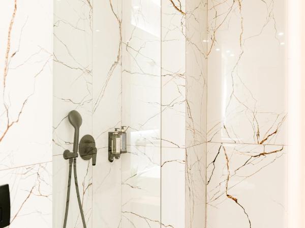 Ciel Living Athens : photo 7 de la chambre suite supérieure - vue sur ville