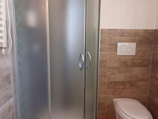 B&B Al sogno di Laura : photo 3 de la chambre chambre lits jumeaux avec salle de bains privative