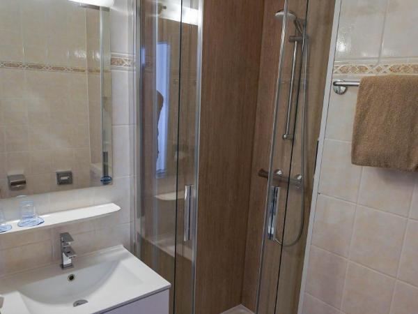 NOVAPARK Flugzeughotel Graz : photo 1 de la chambre chambre simple affaires plus