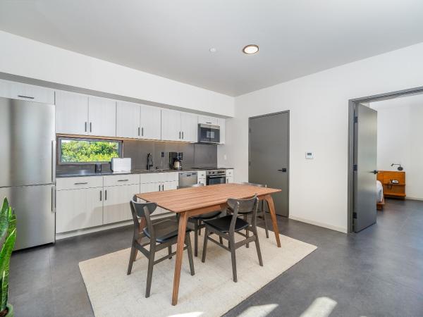 City24 Condo Hotel Little Italy Mission Hills : photo 5 de la chambre appartement 1 chambre de luxe - vue sur jardin