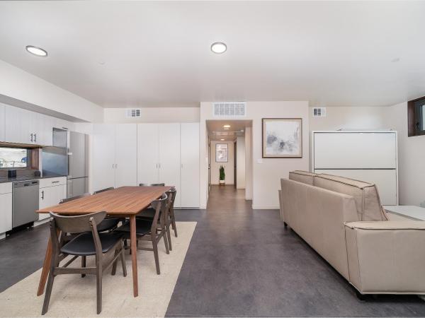 City24 Condo Hotel Little Italy Mission Hills : photo 6 de la chambre appartement standard 2 chambres