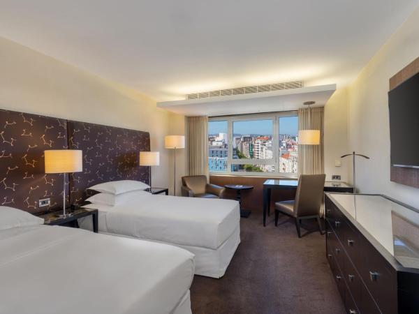 Sheraton Lisboa Hotel & Spa : photo 4 de la chambre chambre deluxe avec 2 lits jumeaux/simples - accès piscine