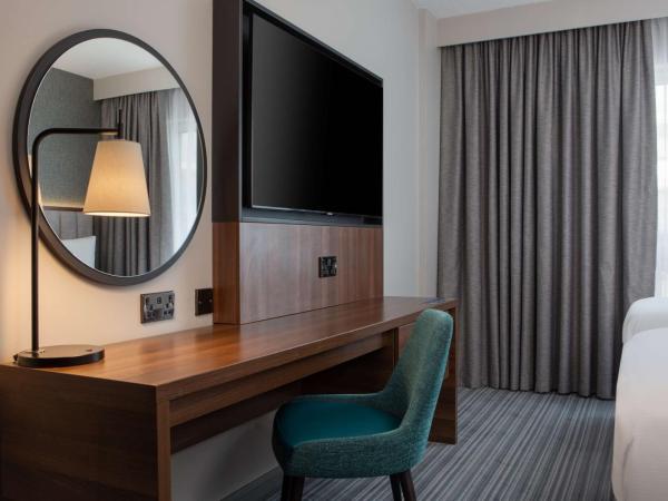 DoubleTree by Hilton London Chelsea : photo 2 de la chambre chambre double avec lit simple 