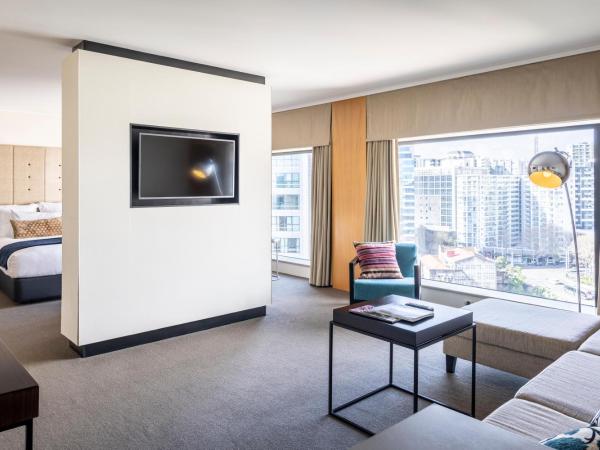 Grand Millennium Auckland : photo 4 de la chambre suite junior lit king-size avec accès au club