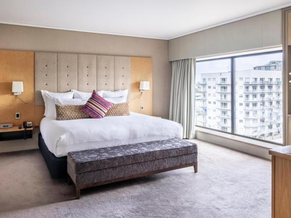 Grand Millennium Auckland : photo 2 de la chambre suite m avec accès à la discothèque