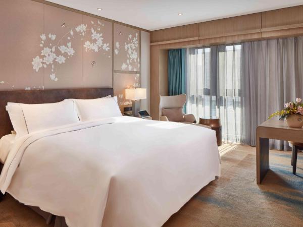 The Lakeview Hotel : photo 1 de la chambre chambre lit king-size nouvelle de luxe