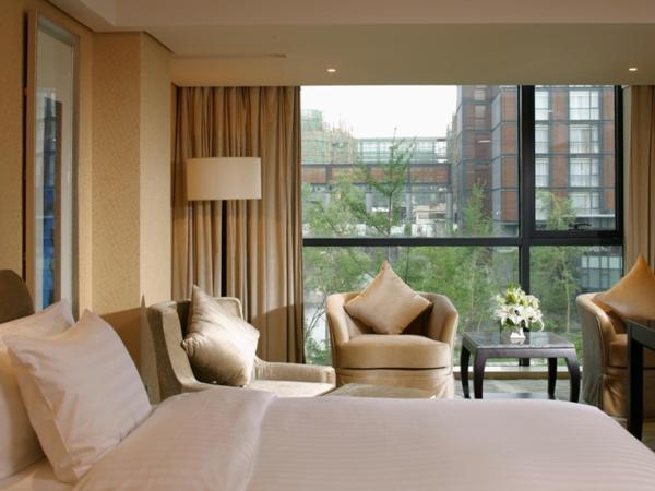 The Lakeview Hotel : photo 2 de la chambre grande chambre lit king-size deluxe