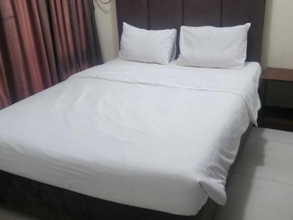 Qurum Beach Hotel : photo 3 de la chambre suite standard