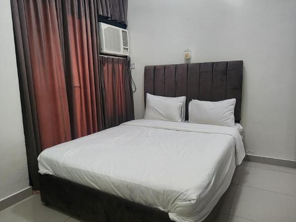 Qurum Beach Hotel : photo 1 de la chambre suite standard