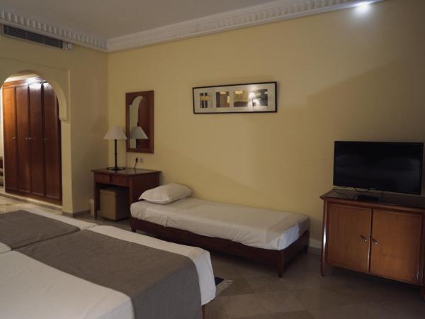 Alhambra Thalasso : photo 3 de la chambre chambre simple standard