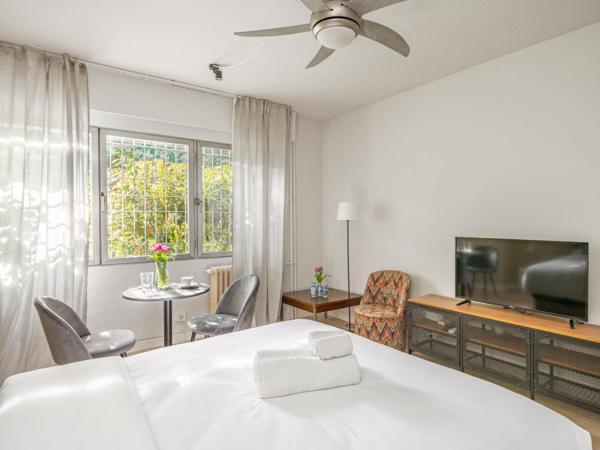 Madrid Río Rooms : photo 5 de la chambre grande chambre double 