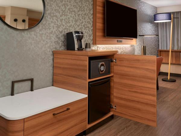 Fairfield Inn by Marriott Montreal Downtown : photo 4 de la chambre chambre lit king-size