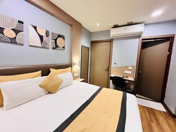 Western Blu : photo 3 de la chambre chambre double deluxe avec balcon