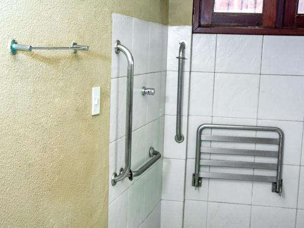 Pousada Vale do Sul : photo 7 de la chambre studio - accessible aux personnes à mobilité réduite 