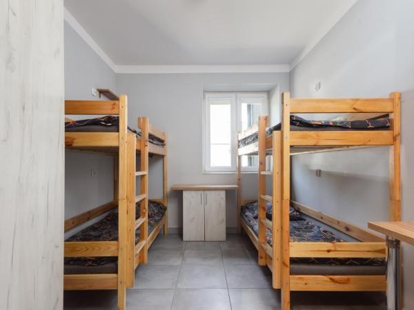 Najtańsze noclegi Górna 27 : photo 1 de la chambre chambre quadruple