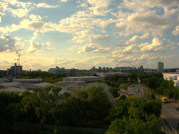 Abbey Point Hotel : photo 7 de la chambre chambre lit king-size - vue sur ville