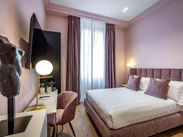 Hotel Ungherese Small Luxury Hotel : photo 1 de la chambre petite chambre double - bâtiment séparé