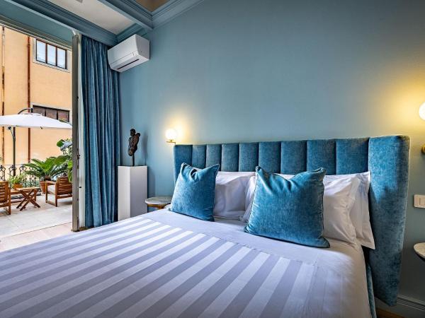 Hotel Ungherese Small Luxury Hotel : photo 9 de la chambre chambre double avec balcon - bâtiment séparé