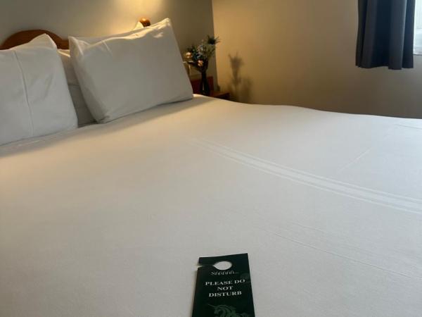 go2 Glasgow Cumbernauld Hotel : photo 6 de la chambre chambre double - accessible aux personnes à mobilité réduite