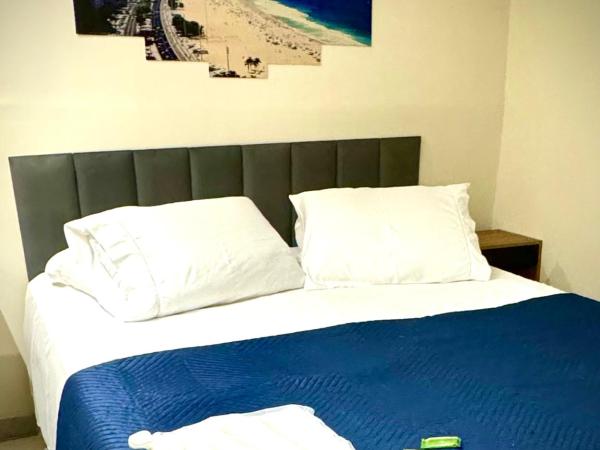 Rio Deal Guest House : photo 4 de la chambre chambre familiale avec salle de bains privative