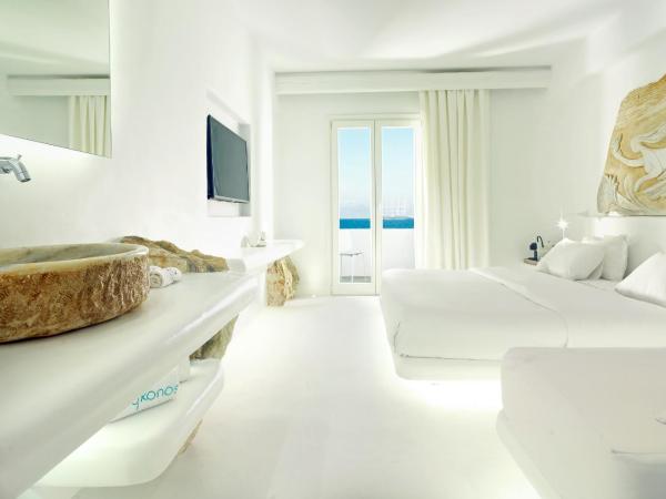 Mykonos Bay Resort & Villas : photo 5 de la chambre chambre double deluxe - vue sur mer
