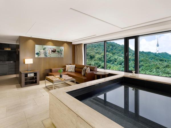 Banyan Tree Club & Spa Seoul : photo 1 de la chambre premier pool namsan view suite